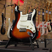 Fender Player Series Stratocaster Sunburst PF